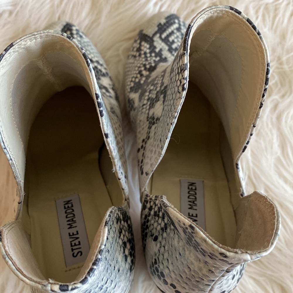 STEVE MADDEN ROOKIE ankle booties - Picture 13 of 14